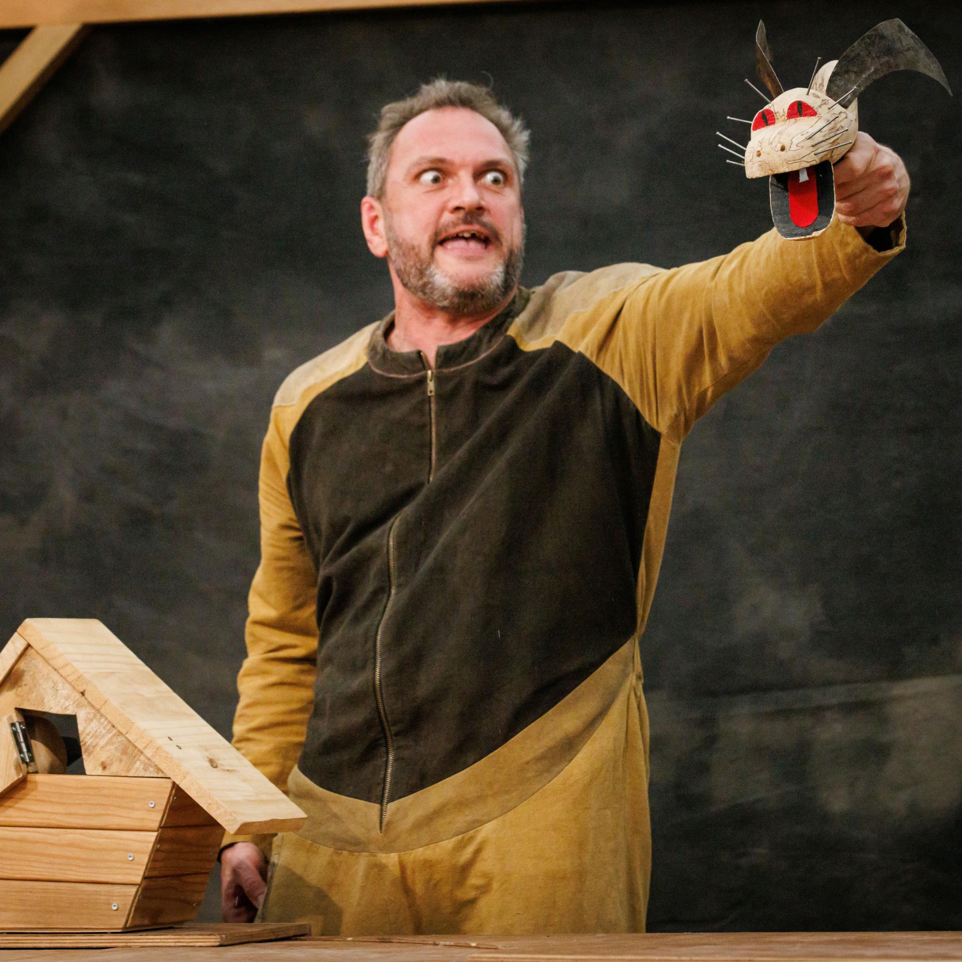 Dragon_krââvs_astrotapir